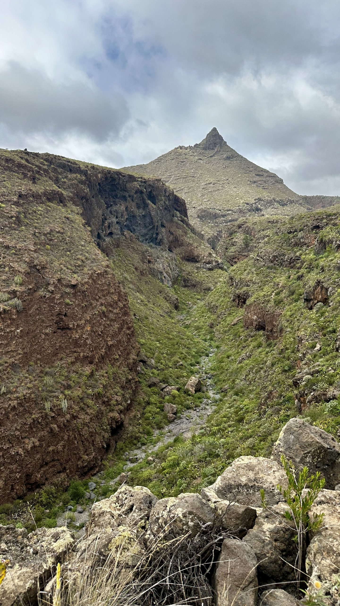 Ifonche barranco and peak